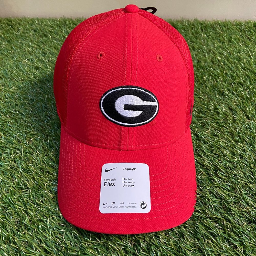 Nike UGA Dawgs Georgia Bulldogs Legacy91 Swoosh Flex Trucker Hat DM1068 NEW